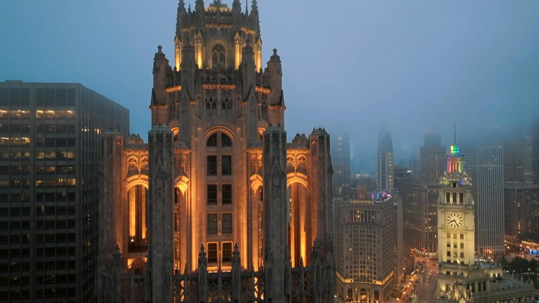 The Wrigley Building and Tribune Tower: asset-mezzanine-16x9