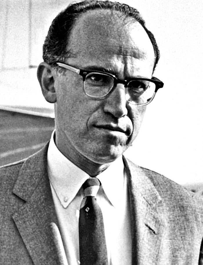 Jonas Salk at Copenhagen airport in May, 1959. Photo: Wikimedia Commons/SAS Scandinavian Airlines