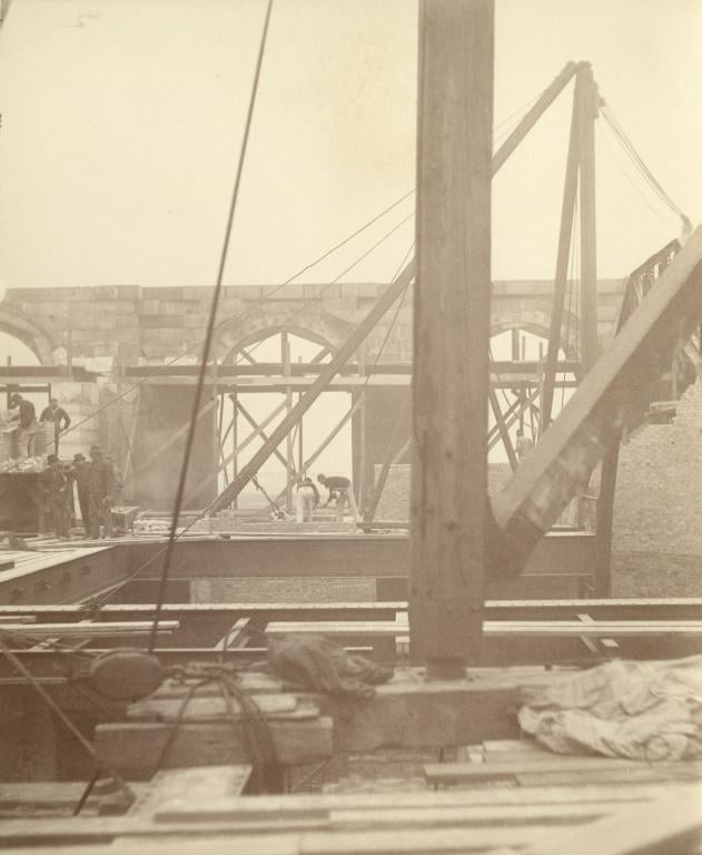 Construction of the Central Library, now the Cultural Center.