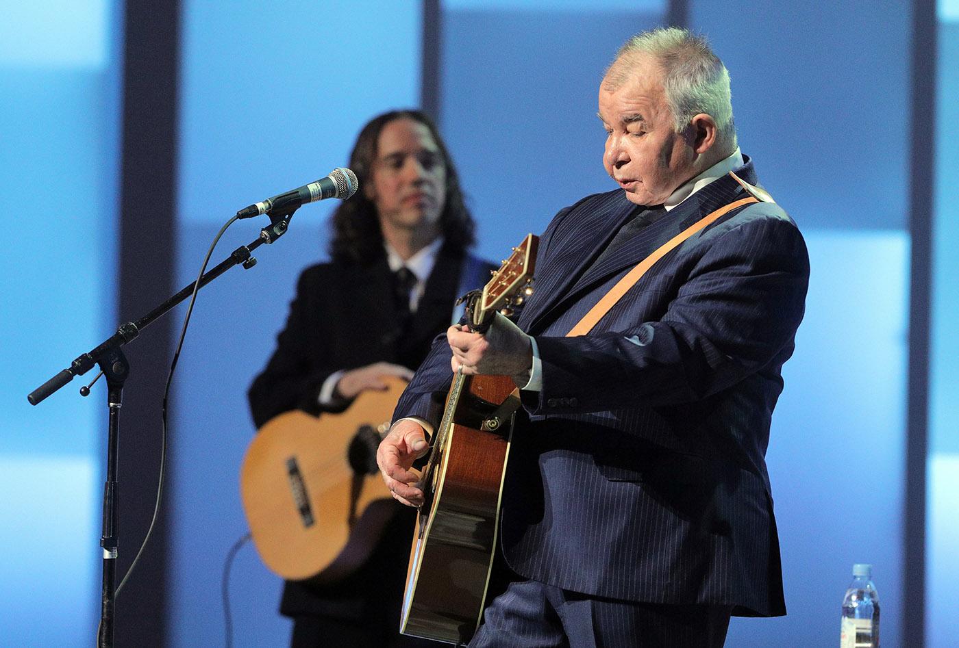 John Prine at Chicago Voices. (Cory Weaver, courtesy Lyric Opera of Chicago)