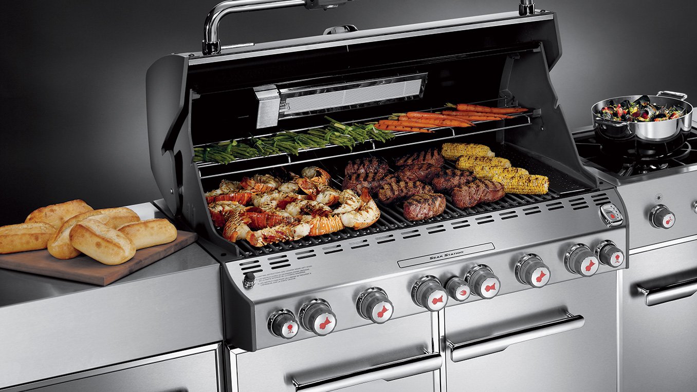 Weber Summit® Grill Center